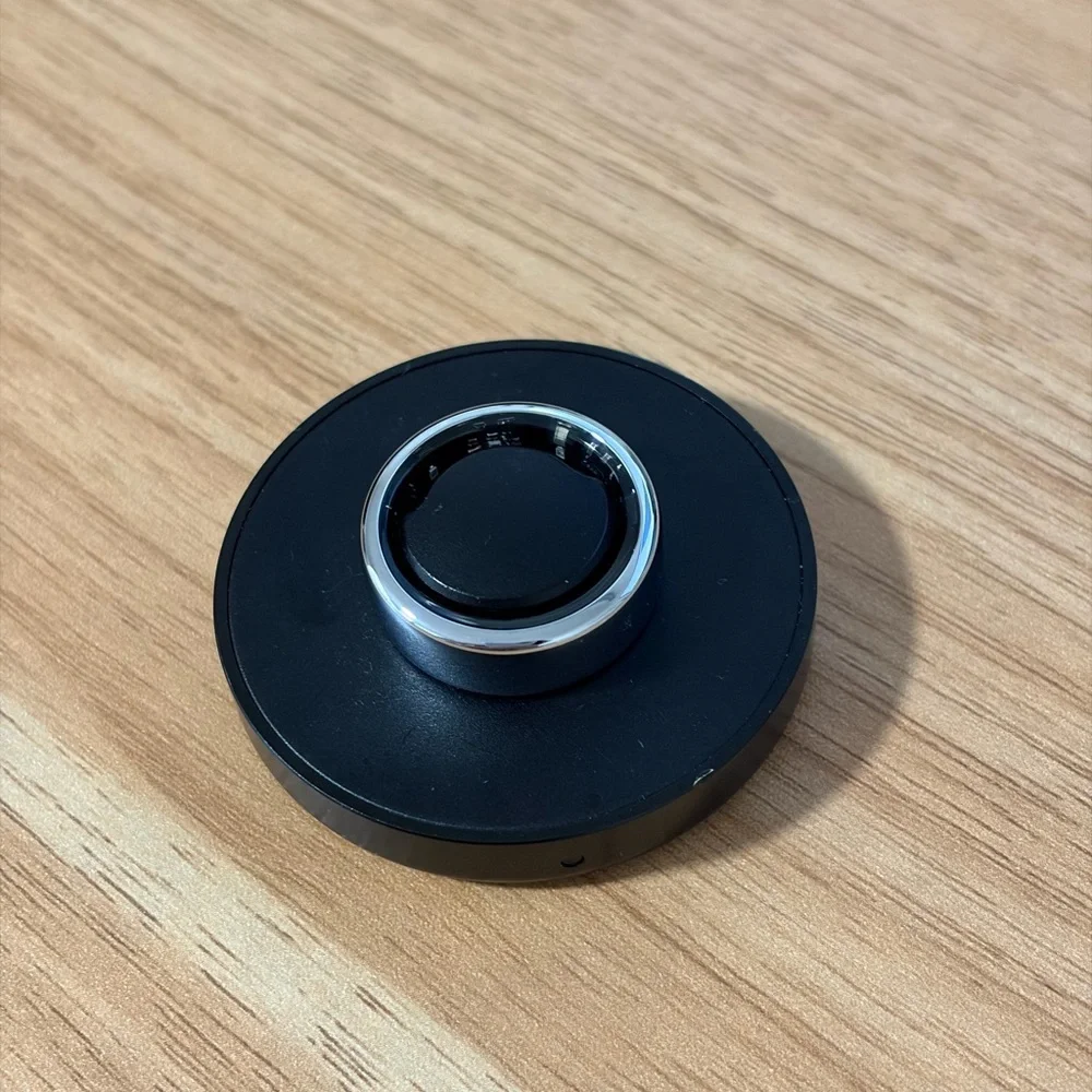 Oura Polished Silver Smart Ring Gen 3